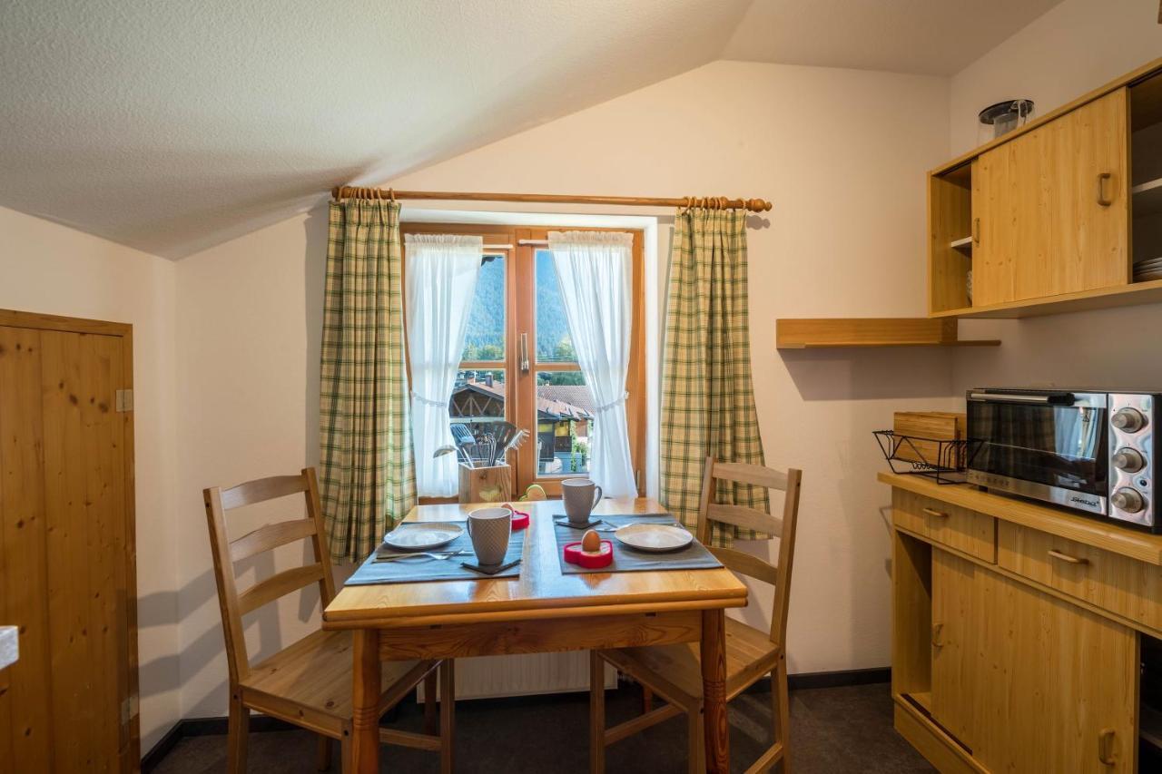 Ferienwohnung Gipfelblick Grainau Buitenkant foto