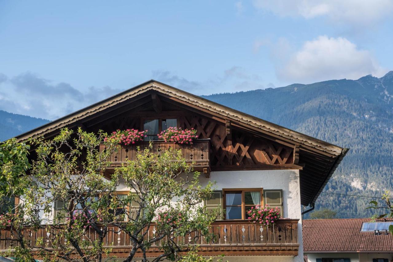 Ferienwohnung Gipfelblick Grainau Buitenkant foto